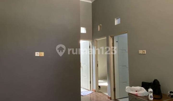 RUMAH NYAMAN MINIMALIS LINGKUNGAN STRATEGIS SIAP HUNI DI GLAND CIWASTRA BANDUNG