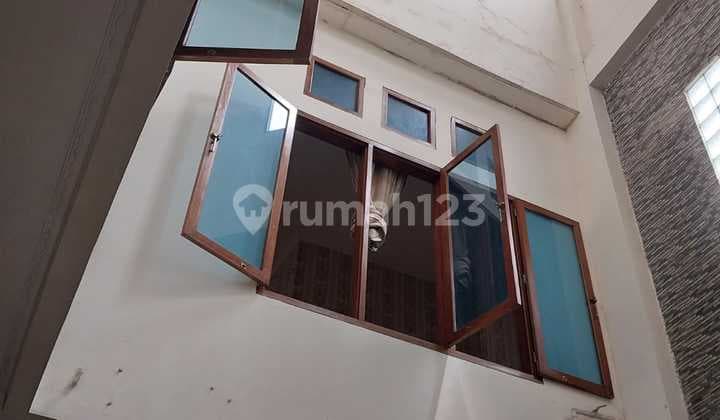 RUKO LUAS 3 LANTAI COCOK UNTUK SEGALA USAHA SIAP PAKAI DI CIMAHI UTARA