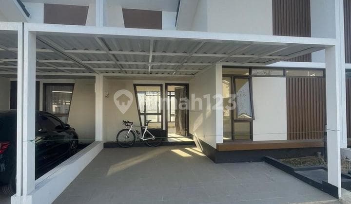 RUMAH IDAMAN MINIMALIS MODERN NYAMAN SIAP HUNI DI PODOMORO PARK CLUSTER PADMAGRIYA BANDUNG