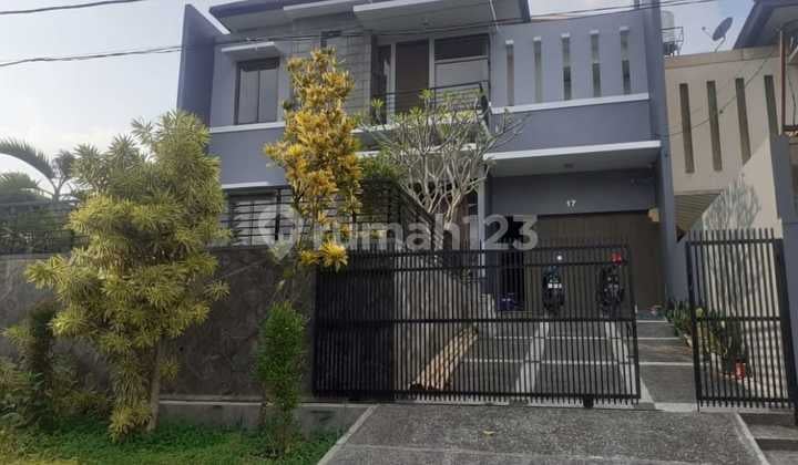 Large Luxury 2-Storey House in a Serene, Comfortable Environment, Ready to Occupy at Pondok Hijau Bandung