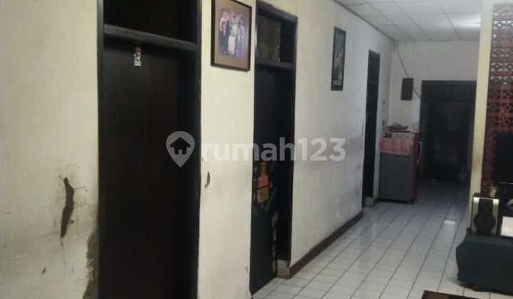 RUMAH TENGAH KOTA STRATEGIS NYAMAN SIAP HUNI DI SAYAP GATOT SUBROTO BANDUNG