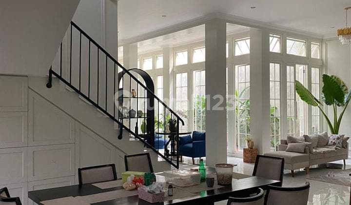 Rumah Mewah 2 Lantai Luas Nyaman Siap Huni di Arcamanik Bandung