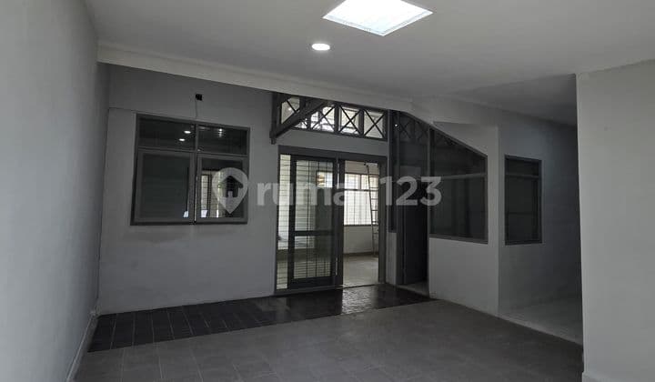 RUMAH NYAMAN MINIMALIS MODERN SIAP HUNI DI TAMAN MUTIARA BANDUNG