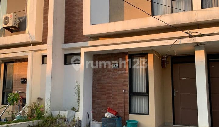 RUMAH ASRI NYAMAN TERAWAT 2 LANTAI SIAP HUNI DI G LAND CIWASTRA PARK BANDUNG