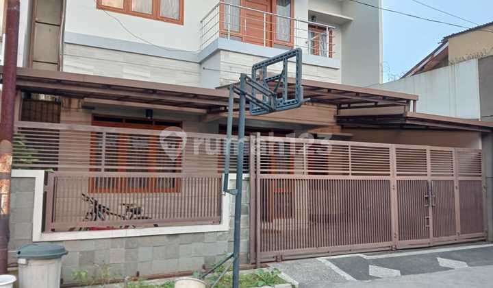 RUMAH BAGUS KULDESAK 2 LANTAI MINIMALIS MODERN FULL FURNISHED SIAP HUNI DI CISARANTEN KULON BANDUNG