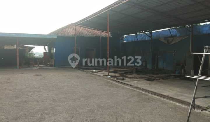 KAVLING LUAS STRATEGIS LOKASI RAMAI SIAP PAKAI DI BATUJAJAR BANDUNG