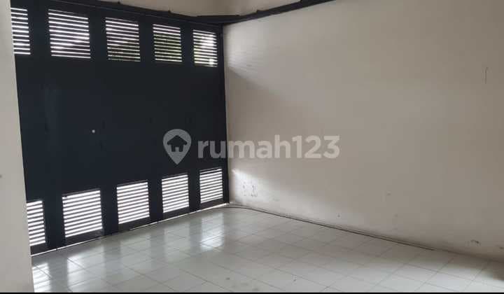 Rumah Premium 2 Lantai Minimalis Modern Lingkungan Nyaman Siap Huni di Singgasana Bandung
