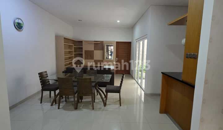 RUMAH KEREN MINIMALIS MODERN 2 LANTAI FULL FURNISHED SIAP HUNI DI SETRADUTA BANDUNG