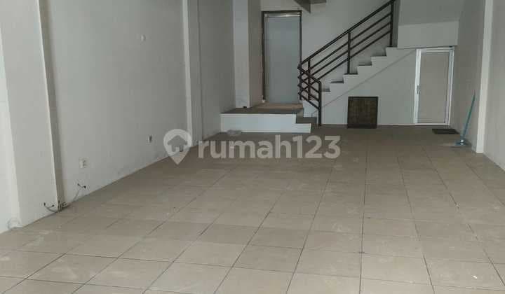 RUKO 3,5 LANTAI LOKASI RAMAI STRATEGIS COCOK UNTUK SEGALA USAHA SIAP PAKAI DI PASKAL 23 BANDUNG