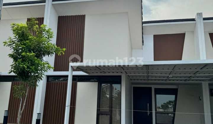 RUMAH 1 LANTAI MINIMALIS MODERN LINGKUNGAN NYAMAN SIAP HUNI DI PODOMORO PARK CLUSTER PADMAGRIYA BANDUNG