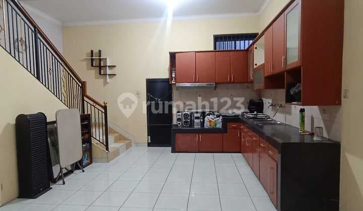 RUKO 3,5 LANTAI LOKASI RAMAI STRATEGIS SIAP PAKAI DI TAMAN KOPO INDAH 2 TKI2 BANDUNG