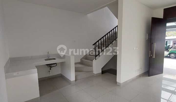 RUMAH IDAMAN 2 LANTAI MINIMALIS MODERN NYAMAN SIAP HUNI DI PODOMORO PARK CLUSTER FASHAGRIYA BANDUNG