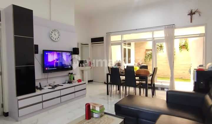 RUMAH KEREN MINIMALIS MODERN NYAMAN SIAP HUNI DI BATUNUNGGAL BANDUNG