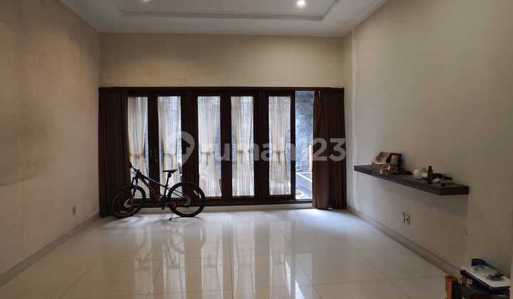 RUMAH MEWAH 2 LANTAI MINIMALIS MODERN NYAMAN SIAP HUNI DI BATUNUNGGAL BANDUNG