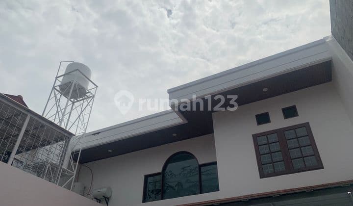 RUMAH BAGUS MINIMALIS MODERN 2 LANTAI SIAP HUNI DI SAYAP PASTEUR BANDUNG