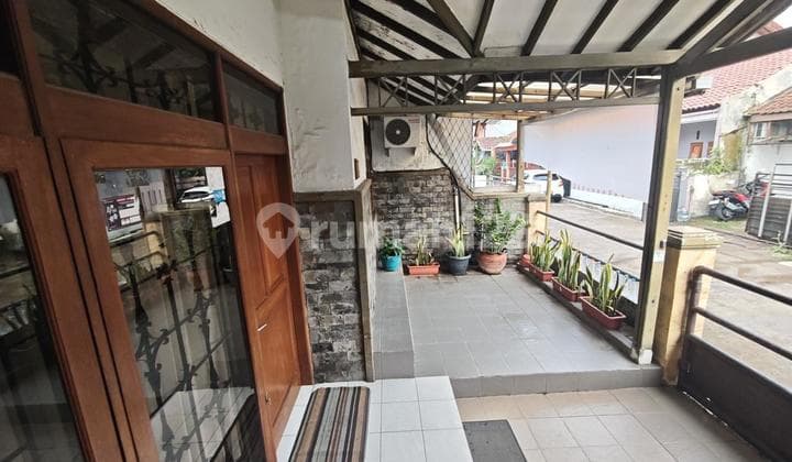 RUMAH BAGUS 2 LANTAI LINGKUNGAN NYAMAN STRATEGIS SIAP HUNI DI TAMAN KOPO INDAH 1 TKI1 BANDUNG
