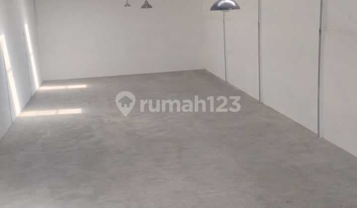 GUDANG LUAS BERSIH STRATEGIS SIAP PAKAI DI CIWASTRA BANDUNG