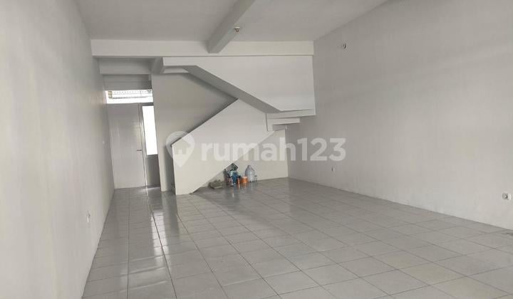 RUKO LUAS 2 LANTAI COCOK UNTUK SEGALA USAHA LOKASI RAMAI SIAP PAKAI DI TAMAN HOLIS INDAH 2 THI2 BANDUNG