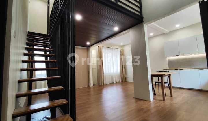 RUMAH NYAMAN MINIMALIS 2 LANTAI FULL FURNISHED SIAP HUNI DI TATAR BANYAK SUMBA KOTA BARU PARAHYANGAN KBP BANDUNG