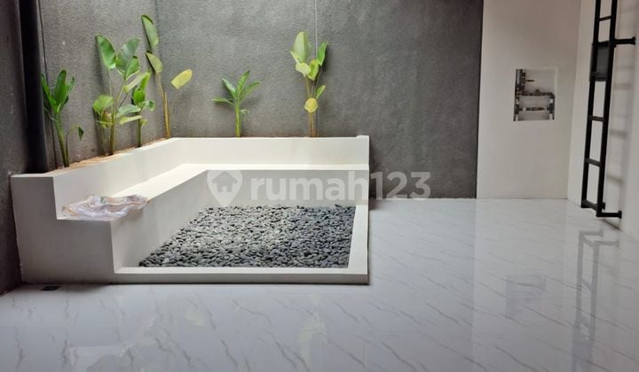 RUMAH BAGUS MINIMALIS MODERN 2 LANTAI SIAP HUNI DI TATAR TARUBHAWANA KOTA BARU PARAHYANGAN KBP BANDUNG