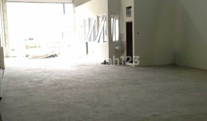 GUDANG BERSIH LUAS STRATEGIS SIAP PAKAI DI KAWASAN PERGUDANGAN BIZPARK KOPO BANDUNG