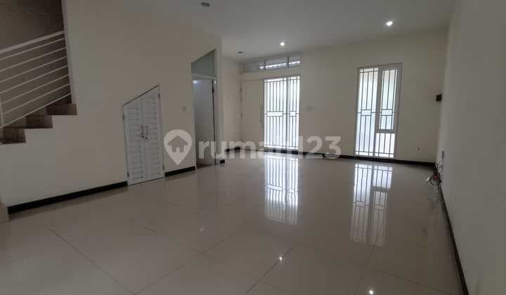 RUMAH NYAMAN TERAWAT 2 LANTAI SIAP HUNI DI TAMAN KOPO INDAH 5 TKI5 PINEWOOD BANDUNG