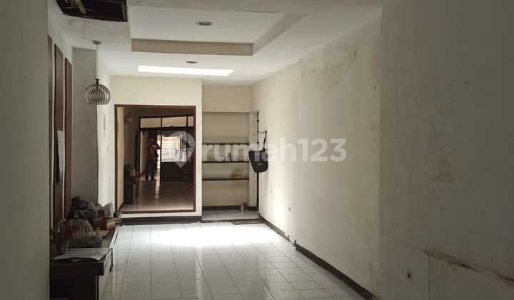 RUMAH STRATEGIS COCOK UNTUK USAHA SIAP PAKAI DI GANDAPURA BANDUNG
