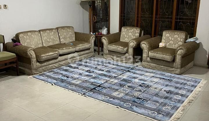 RUMAH NYAMAN STRATEGIS TENGAH KOTA FULL FURNISHED SIAP HUNI DI SAYAP BURANGRANG BANDUNG