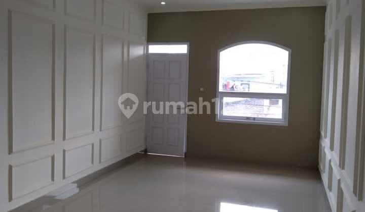 RUKO STRATEGIS LOKASI RAMAI SIAP PAKAI DI CIBIRU HILIR BANDUNG