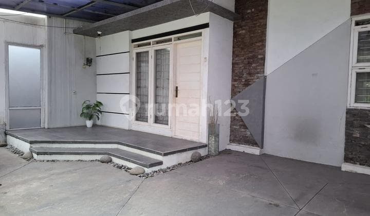 RUMAH ASRI NYAMAN TERAWAT SIAP HUNI DI BATUJAJAR REGENCY BANDUNG