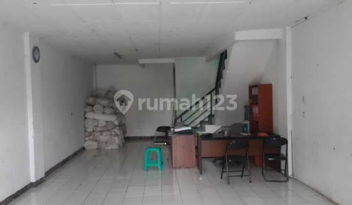 3 Ruko Strategis 2 Lantai Lokasi Ramai Siap Pakai di Palasari Mohamad Toha Bandung