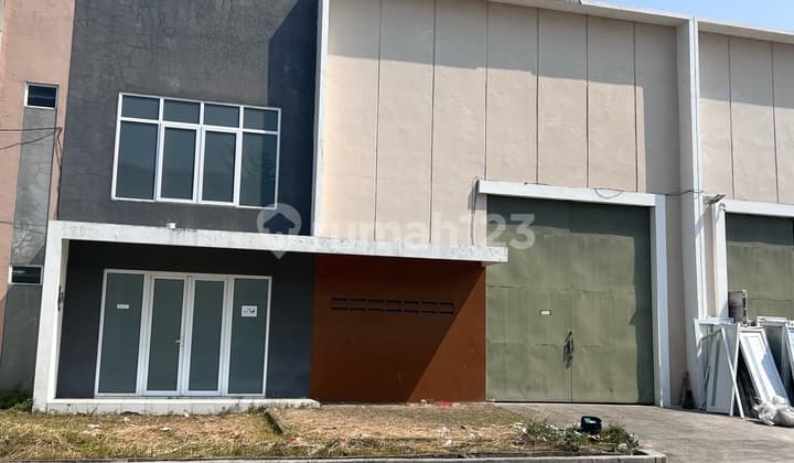 Gudang Laksana Bagus Dan Siap Pakai Izin Industri Bebas Banjir Akses Kontainer 40 Feet