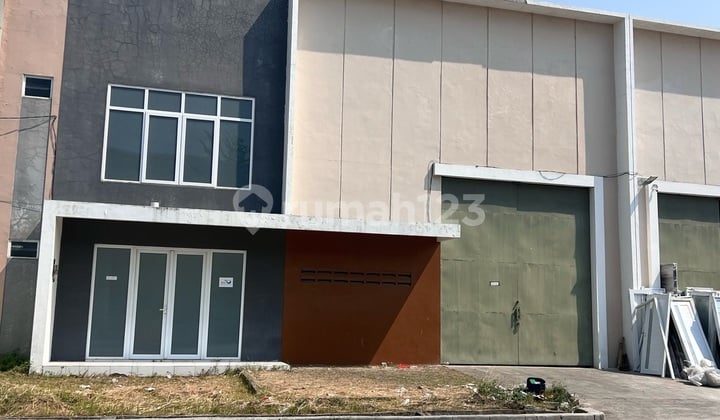 Gudang Laksana Bagus Dan Siap Pakai Izin Industri Bebas Banjir Akses Kontainer 40 Feet