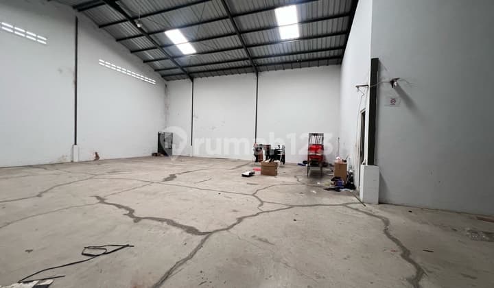 Gudang Laksana Businis Park Pakuhaji Bagus Dan Siap Pakai
