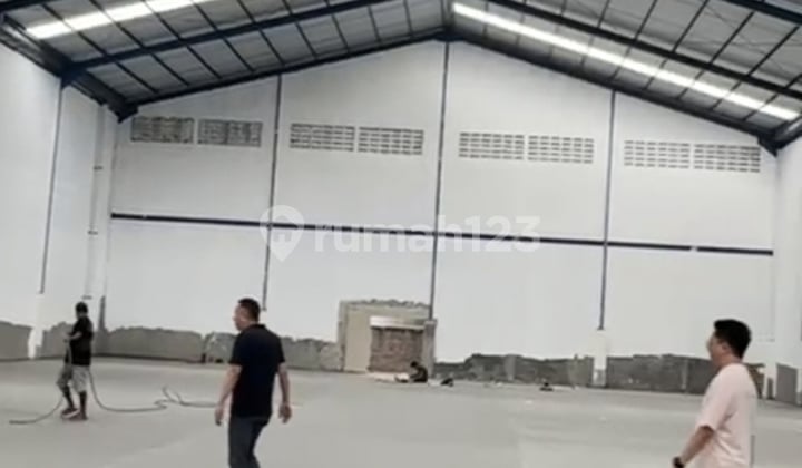 Gudang Bagus Dipergudangan Yungsen Baru Bangun Siap Pakai Akses Kontainer 40 Feet Izin Industri
