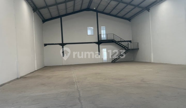 Gudang Laksana Bagus Dan Siap Pakai Akses Kontainer 40 Izin Industri