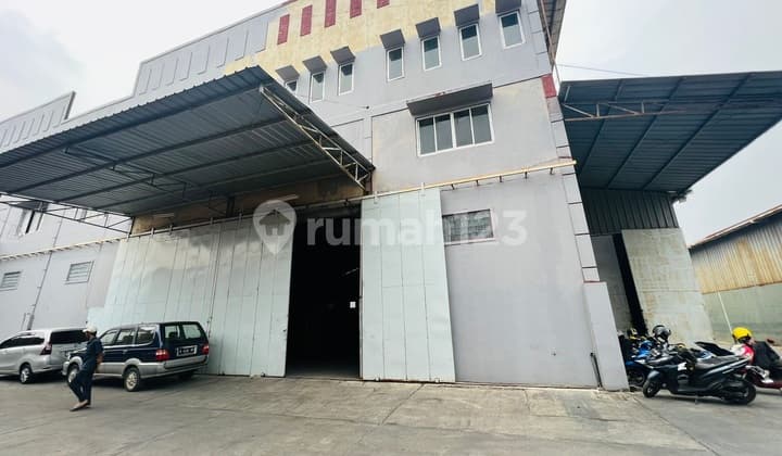Gudang Bagus di Kawasan Kamal Raya, Tegal Alur, Jakarta Barat