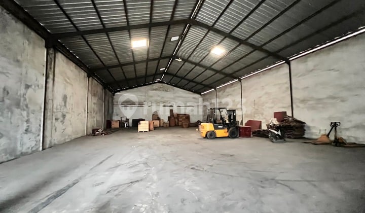 Good and Ready-to-Use Warehouse in Pantai Indah Dadap