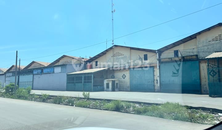 Good and Ready-to-Use Dadap Beach Warehouse