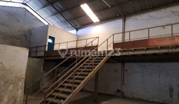 Good Warehouse in Kosambi Warehousing Free 40 Feet Container Access Industrial Permit
