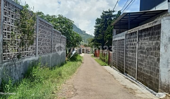 Land Plot in Central Lembang City, Good for Villa Near Sespim Polri