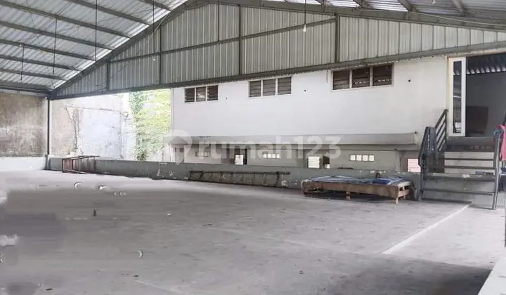 Sell Cheap Warehouse Below NJOP Price On Mainroad Setiabudi Bandung
