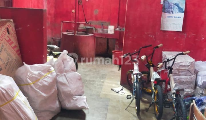 Jual Rumah Tua Hitung Tanah Saja Strategis Cocok Untuk Usaha Di Jl. Surawinata Purwakarta