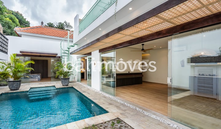 Modern New Villa With Three Bedrooms in Sanur