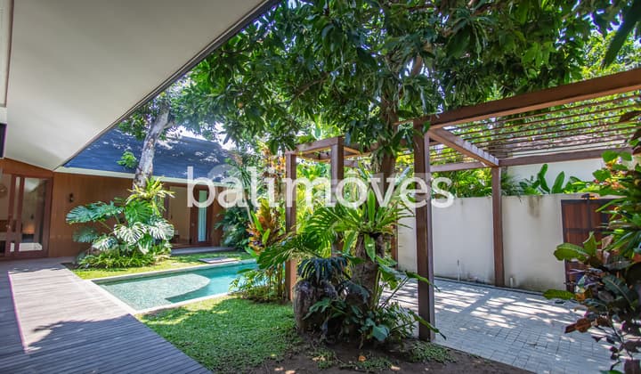 Under construction, beautiful 3 bedroom villa on the edge of Sanur Beach