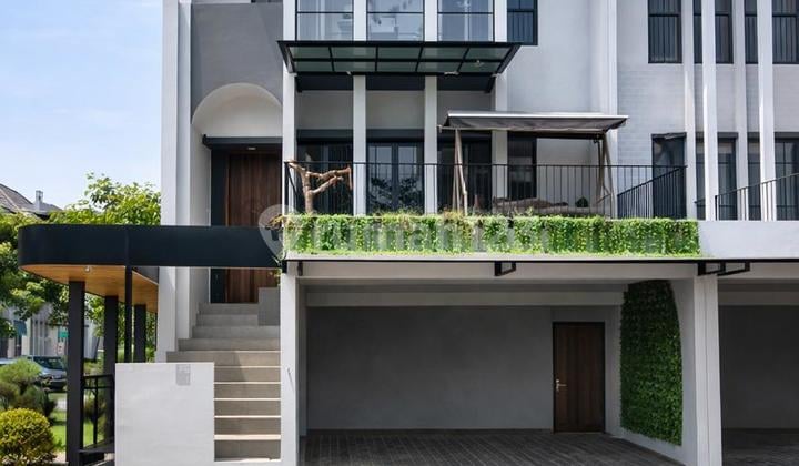 Disewakan Rumah Mewah Hook 3 Lantai Full Furnished di Cluster Premium BSD - Siap Huni, Dekat Akses Tol & Aeon Mall!