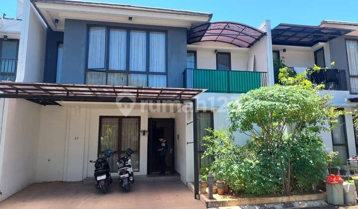 Rumah Lokasi Strategis dekat Bintaro