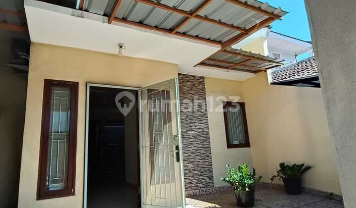 Rumah Baru Siap Huni Dekat ke Pasmod Bsd di Griya Loka