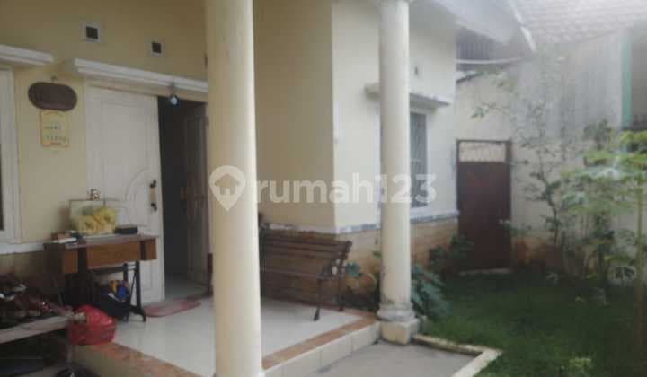 Ready-to-Occupy House Strategic Location Near BSD Toll Gate.