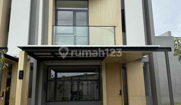Last Stock !! Rumah Baru Furnished Kuldesak depan Eastvara Mall BSD di Cluster Tanakayu